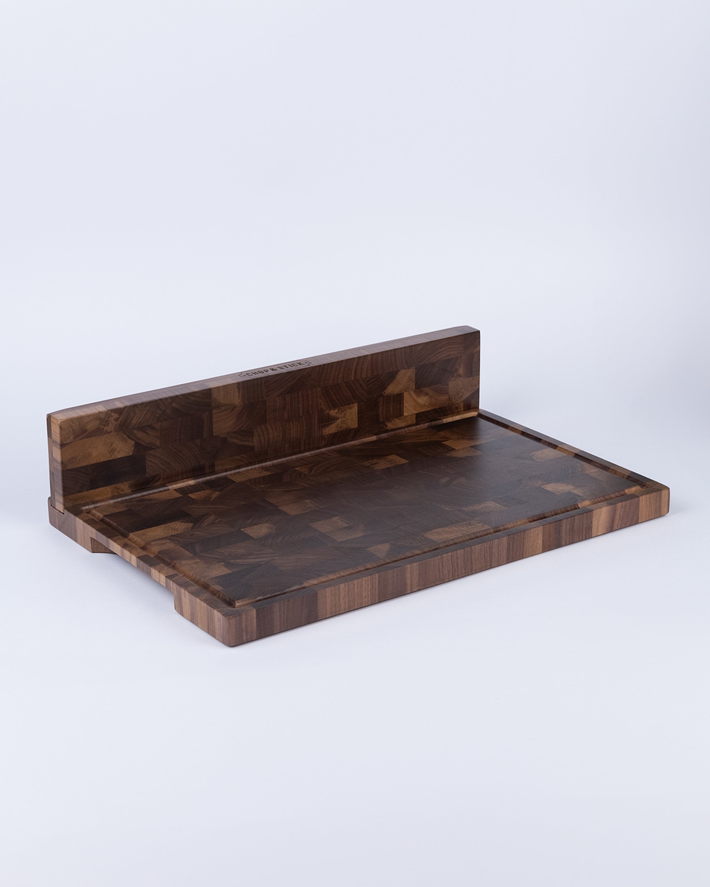 Chop & Stick Cutting Board "Mamba"